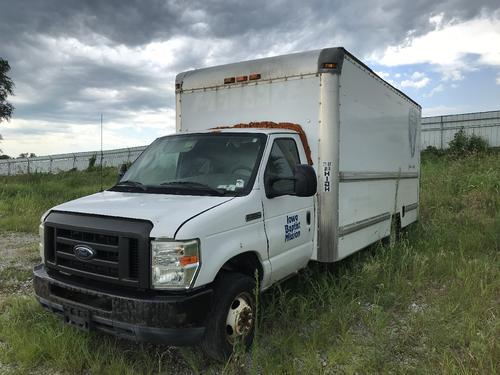 Ford E350 CUBE VAN