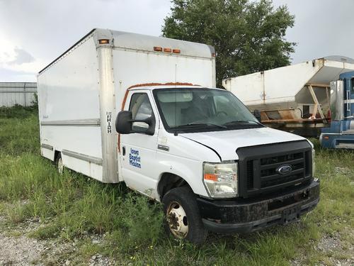 Ford E350 CUBE VAN