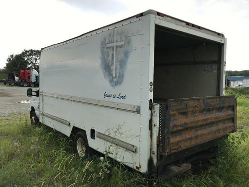 Ford E350 CUBE VAN