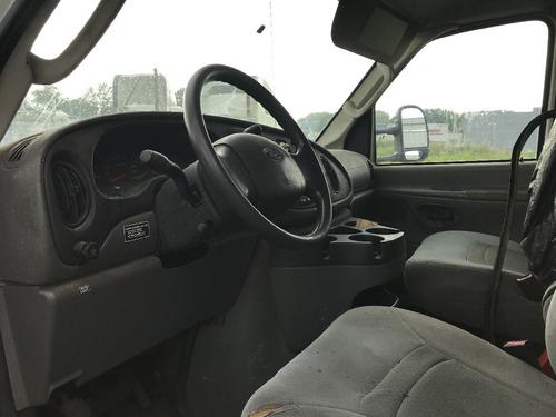 Ford E350 CUBE VAN