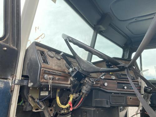 Freightliner FLD120