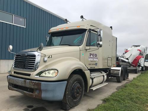 Freightliner COLUMBIA 120