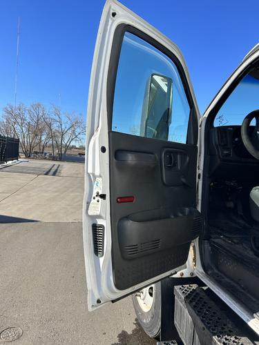 GMC C7500 Door Glass, Front
