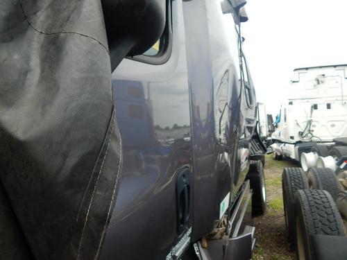 FREIGHTLINER Cascadia