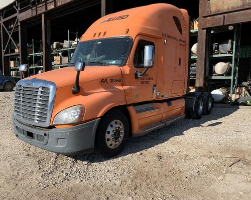 FREIGHTLINER CASCADIA