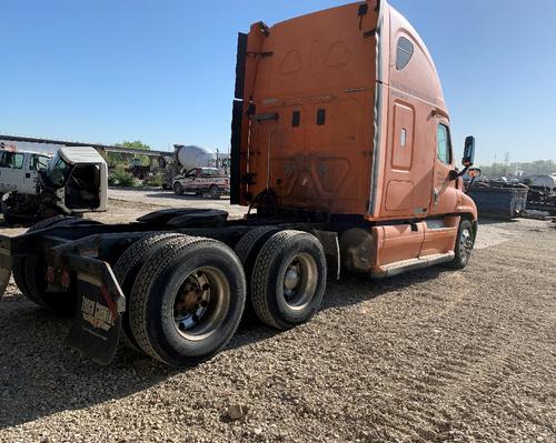 FREIGHTLINER CASCADIA