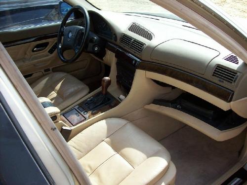 BMW BMW 740i