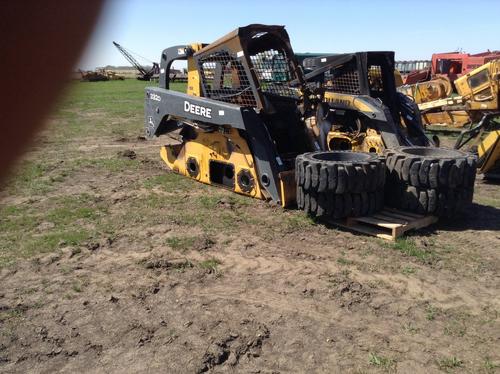 JOHN DEERE 332D