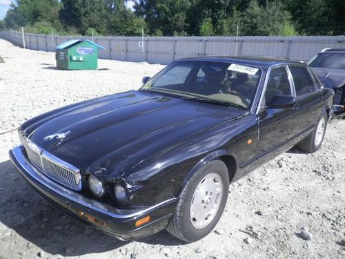 JAGUAR XJ6