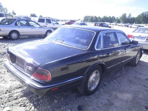 JAGUAR XJ6