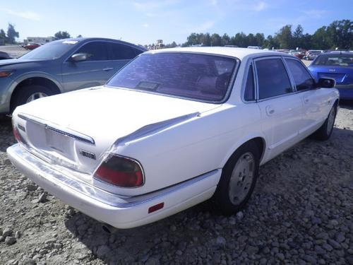 JAGUAR XJ6