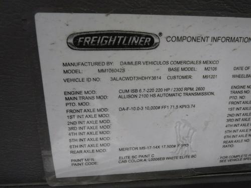 FREIGHTLINER M2 106