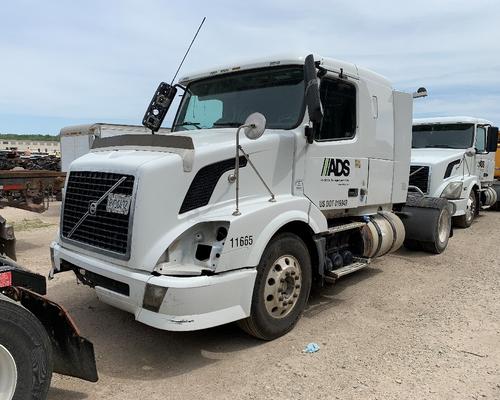 VOLVO VNL