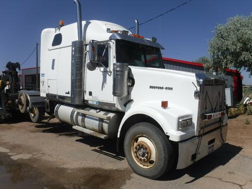 WESTERN STAR 4900FA