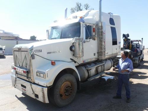 WESTERN STAR 4900FA