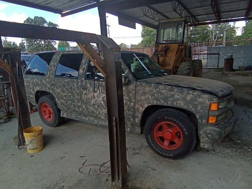 CHEVROLET TAHOE