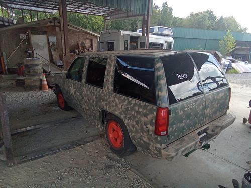 CHEVROLET TAHOE