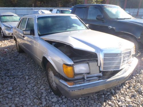MERCEDES-BENZ MERCEDES 300E