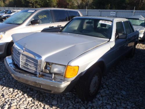 MERCEDES-BENZ MERCEDES 300E