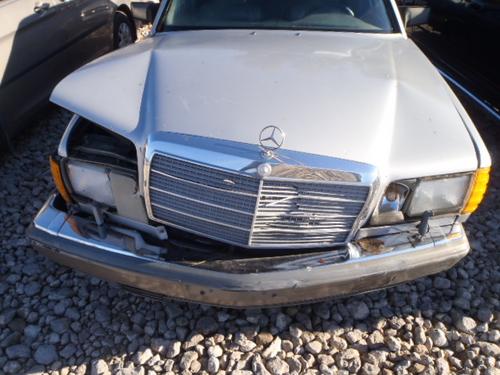 MERCEDES-BENZ MERCEDES 300E