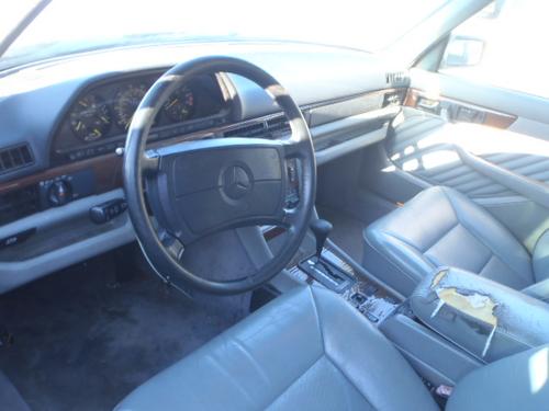 MERCEDES-BENZ MERCEDES 300E