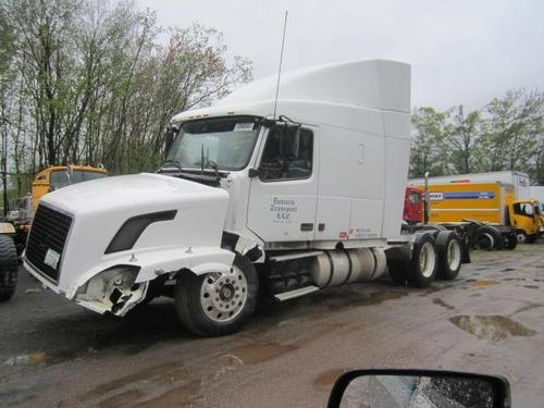 VOLVO VNL