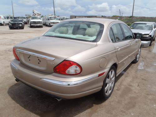 JAGUAR X TYPE