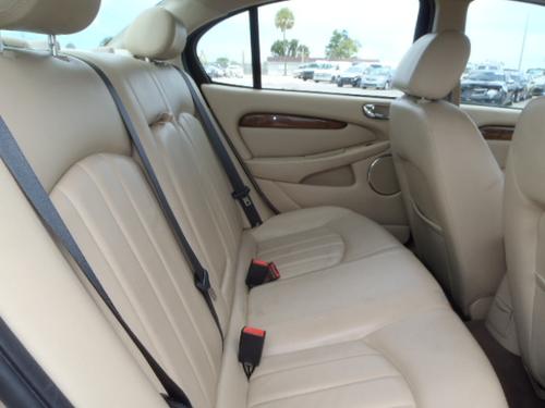 JAGUAR X TYPE