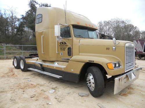 FREIGHTLINER FLD120