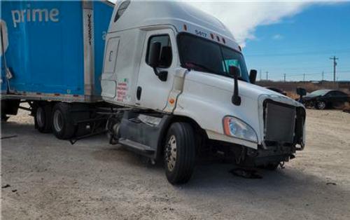 FREIGHTLINER CASCADIA 125