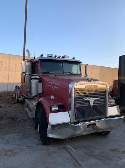 FREIGHTLINER FLD120