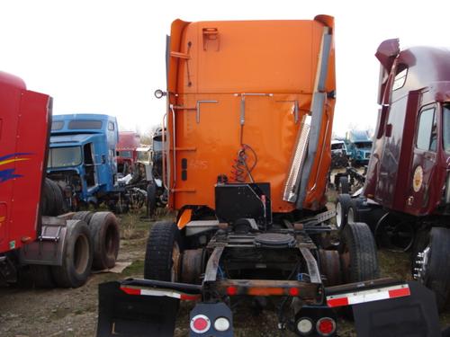 FREIGHTLINER COLUMBIA 120