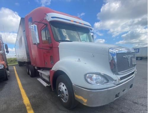 FREIGHTLINER COLUMBIA 120