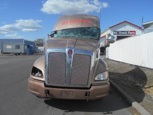 KENWORTH T700