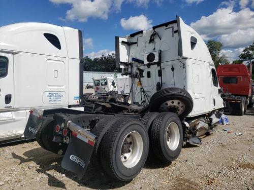 FREIGHTLINER CASCADIA 125BBC