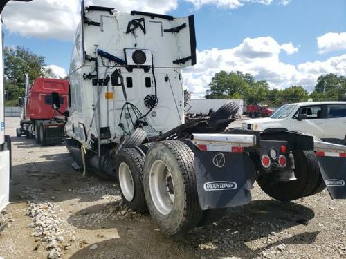 FREIGHTLINER CASCADIA 125BBC