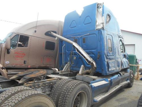 FREIGHTLINER CASCADIA 125
