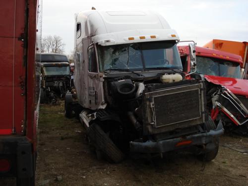 FREIGHTLINER COLUMBIA 120