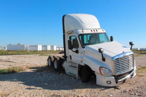 FREIGHTLINER CASCADIA 125
