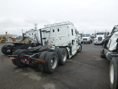 FREIGHTLINER CASCADIA 125