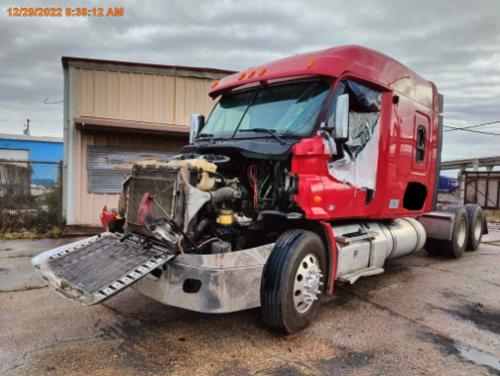 FREIGHTLINER CASCADIA 132