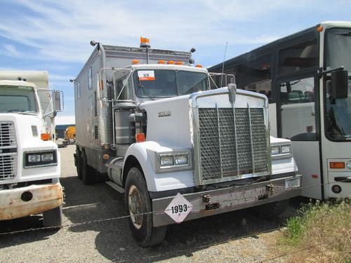 KENWORTH W900