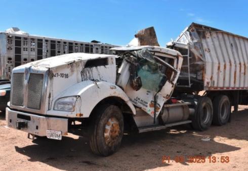 KENWORTH T880