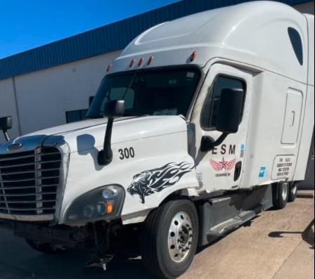 FREIGHTLINER CASCADIA 125