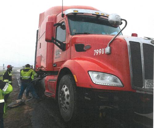 PETERBILT 579