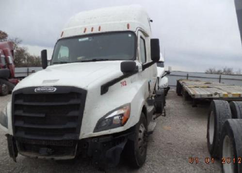 FREIGHTLINER CASCADIA 126