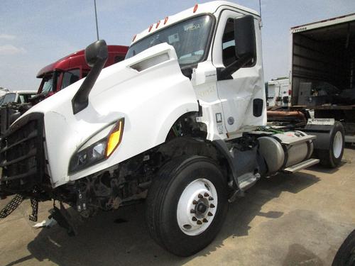 FREIGHTLINER CASCADIA 126