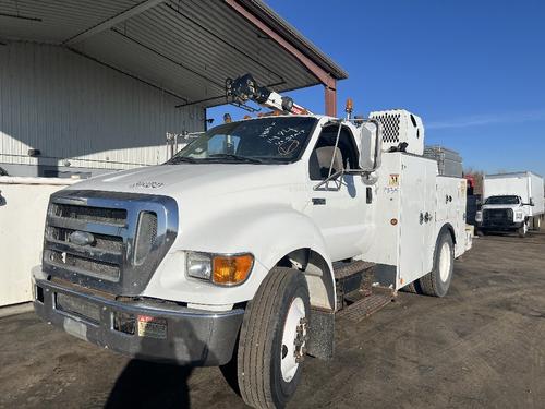 FORD F750