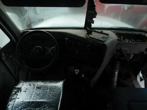 FREIGHTLINER Columbia