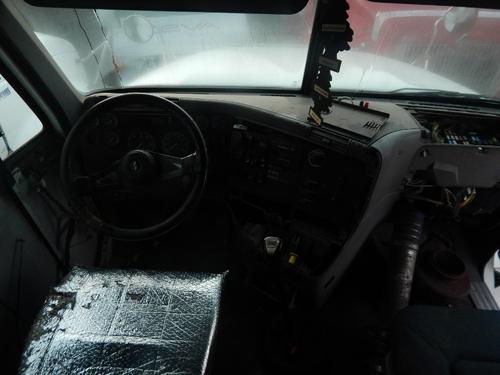 FREIGHTLINER Columbia